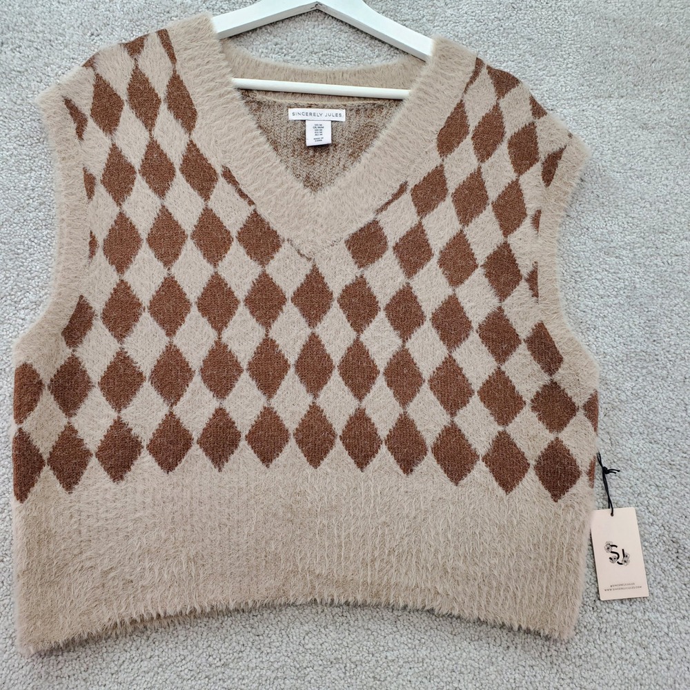 Sincerely Jules Argyle Sweater Vest Women Medium Tan Brown NEW Fuzzy Knit V-Neck